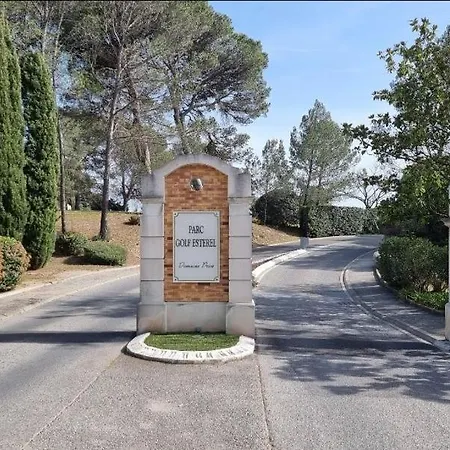 Chez K&d By Antoine Сен-Рафаэль